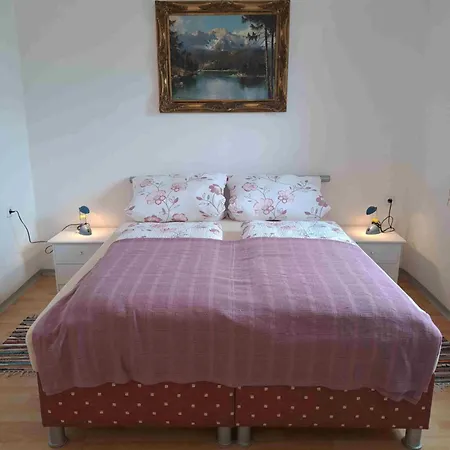 Keller's Quartier Im Burghotel